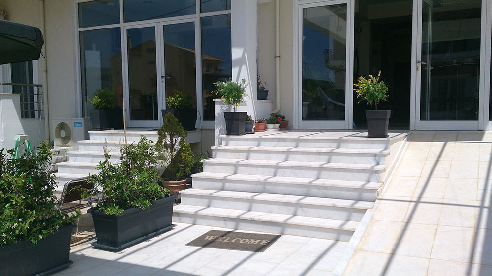 Porto Marathos Hotel Marathopoli Exterior photo