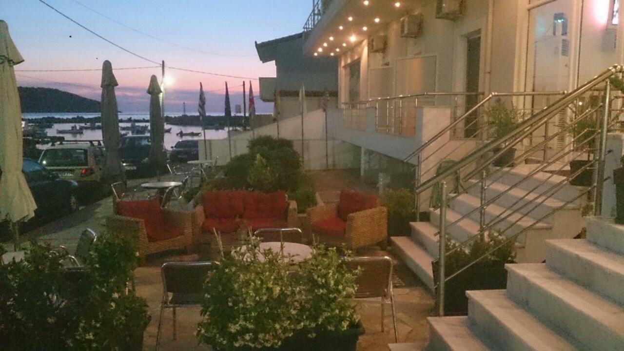 Porto Marathos Hotel Marathopoli Exterior photo